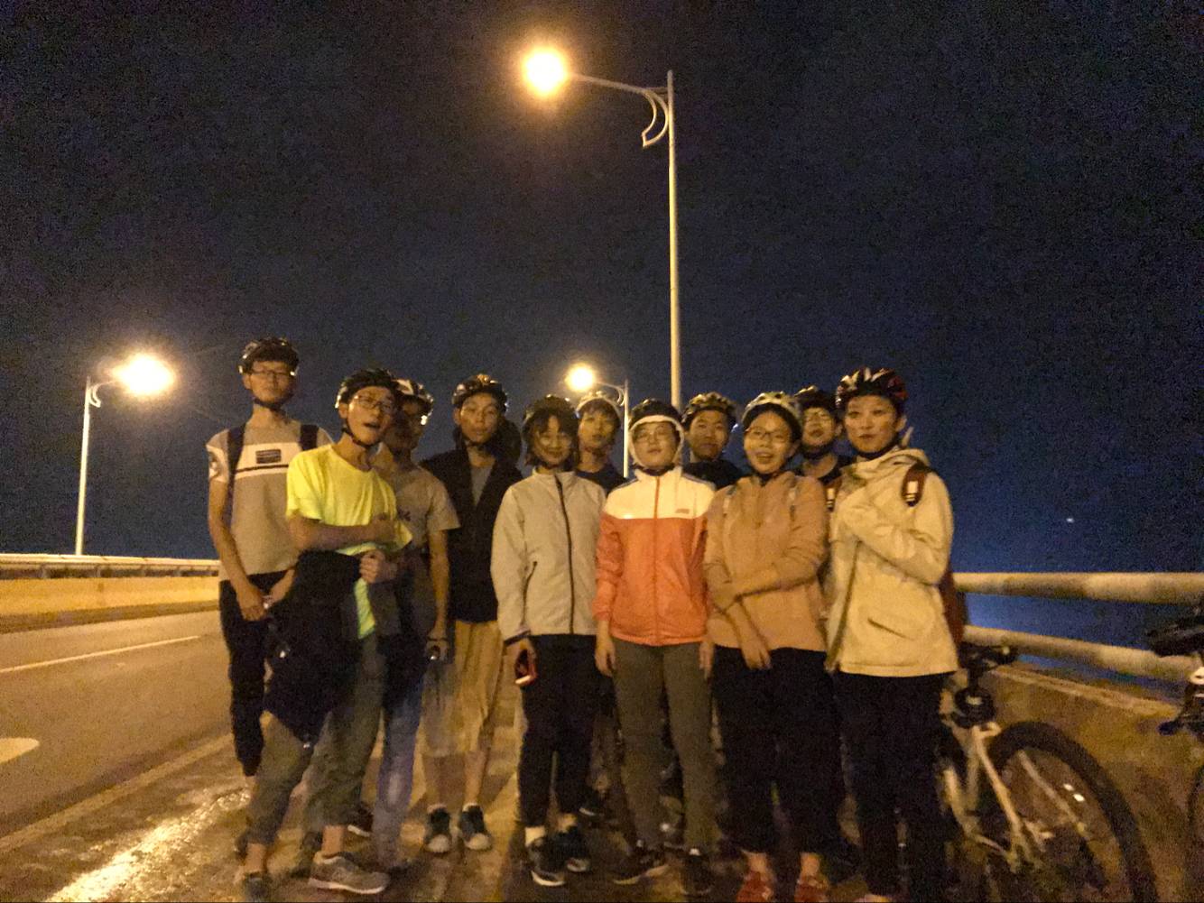 VH8VXC97HZ`F}9PKJ%[J37I.jpg